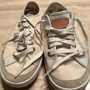 White Coach shoes -kedd style